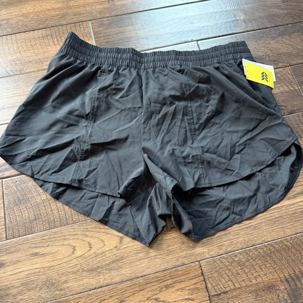 All in Motion Womens Black Mid Rise Shorts XXL Moisture Wicking Quick Dry NWT